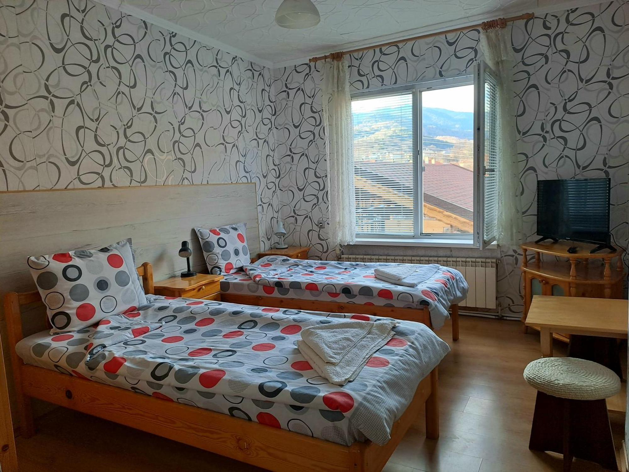 Kovacha Guest House Raduil Экстерьер фото